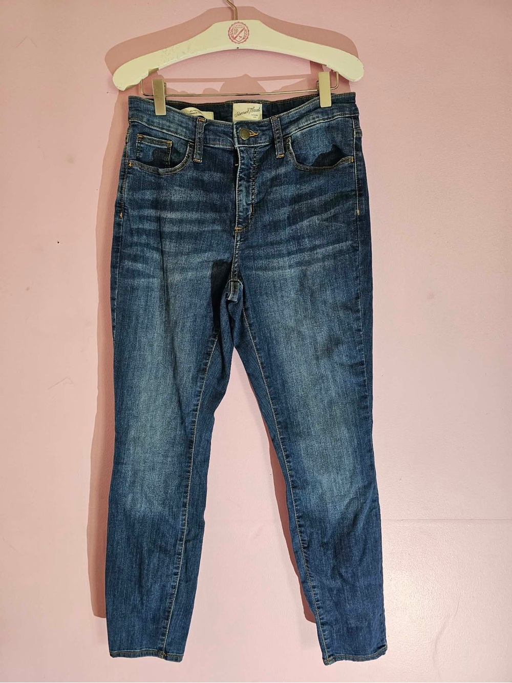 Universal Thread Women's Dark Blue Skinny Jeans